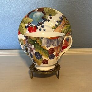 Vintage DUCHESS TeaCup and Saucer Set with stand